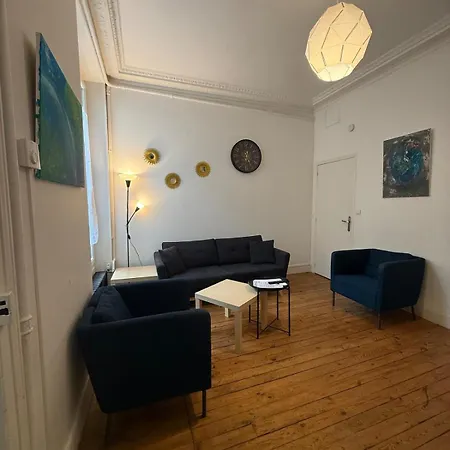 F4 Avec Cours Interieur * Vichy