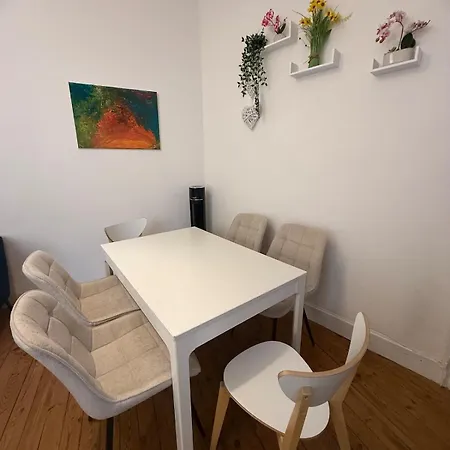 Apartamento F4 Avec Cours Interieur Vichy