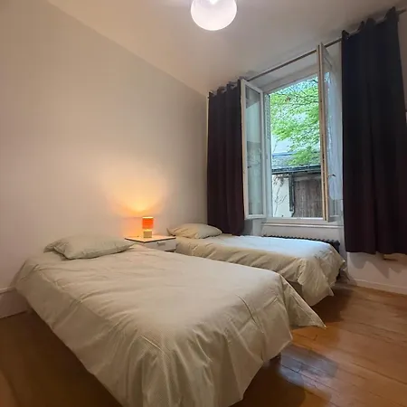 Apartamento F4 Avec Cours Interieur