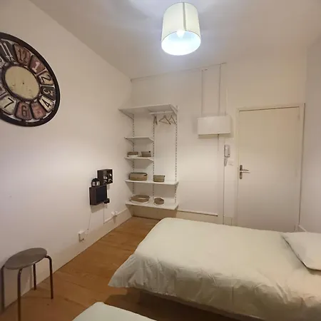 Apartamento F4 Avec Cours Interieur *